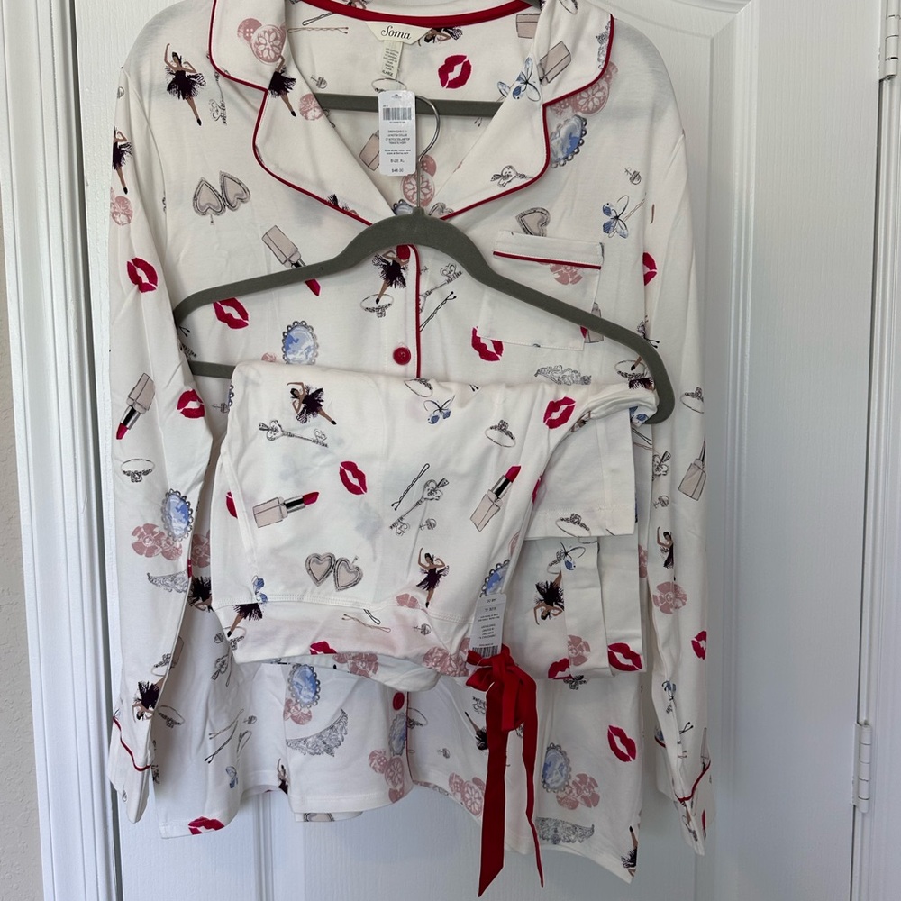 Soma Embraceable Long Sleeve Top & Pant Pajama Set